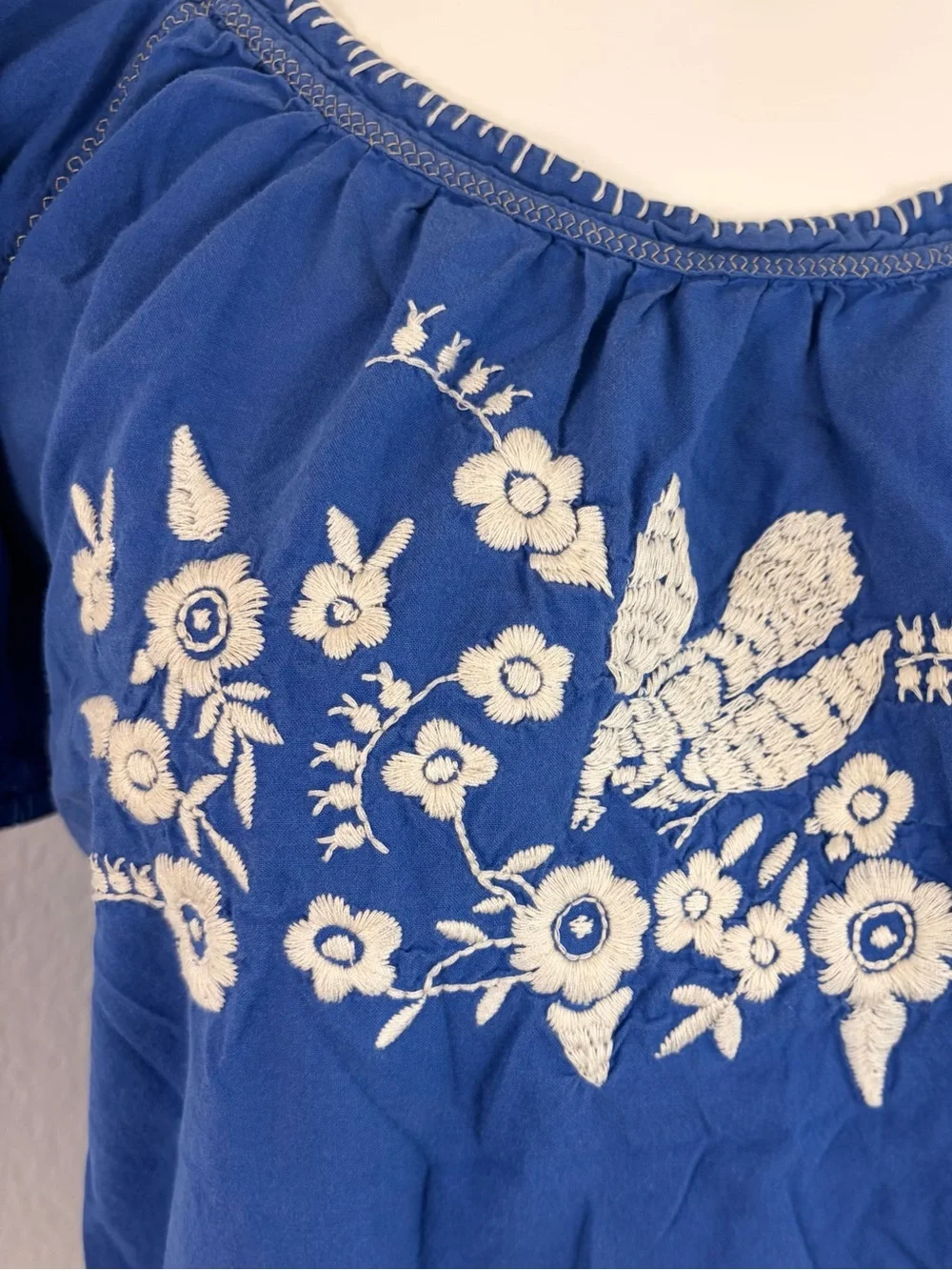 Anthropologie small cotton embroidery